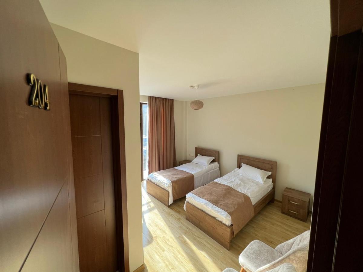 Hotel Khulo Lnn מראה חיצוני תמונה